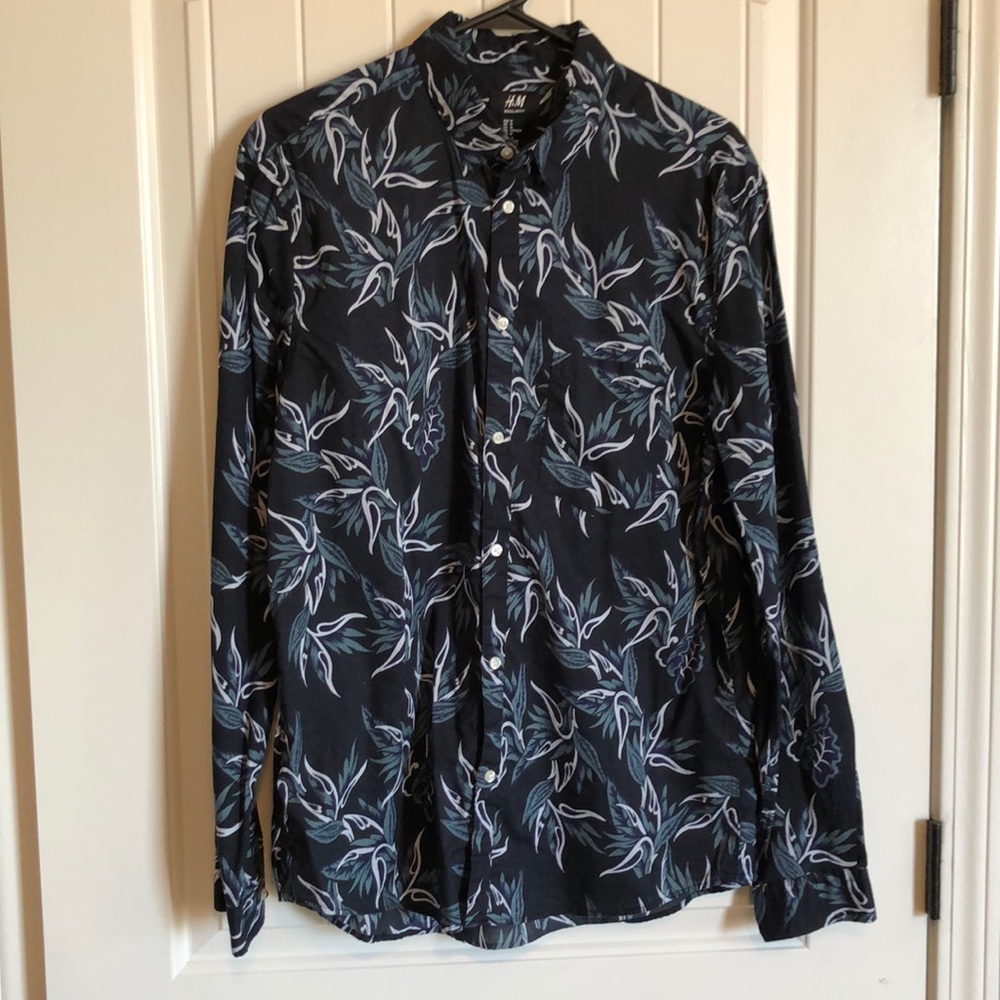 H&M Button Down Shirt Sz M
